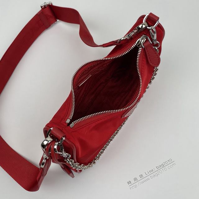prada女包 普拉達2020新款nylon Hobo手拎包 時尚百搭 prada腋下包 1BH204 Prada單肩斜挎包  pyd2388